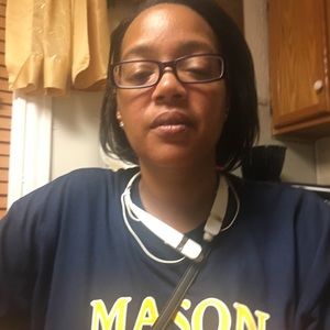 Meet your Posher, Darnisha